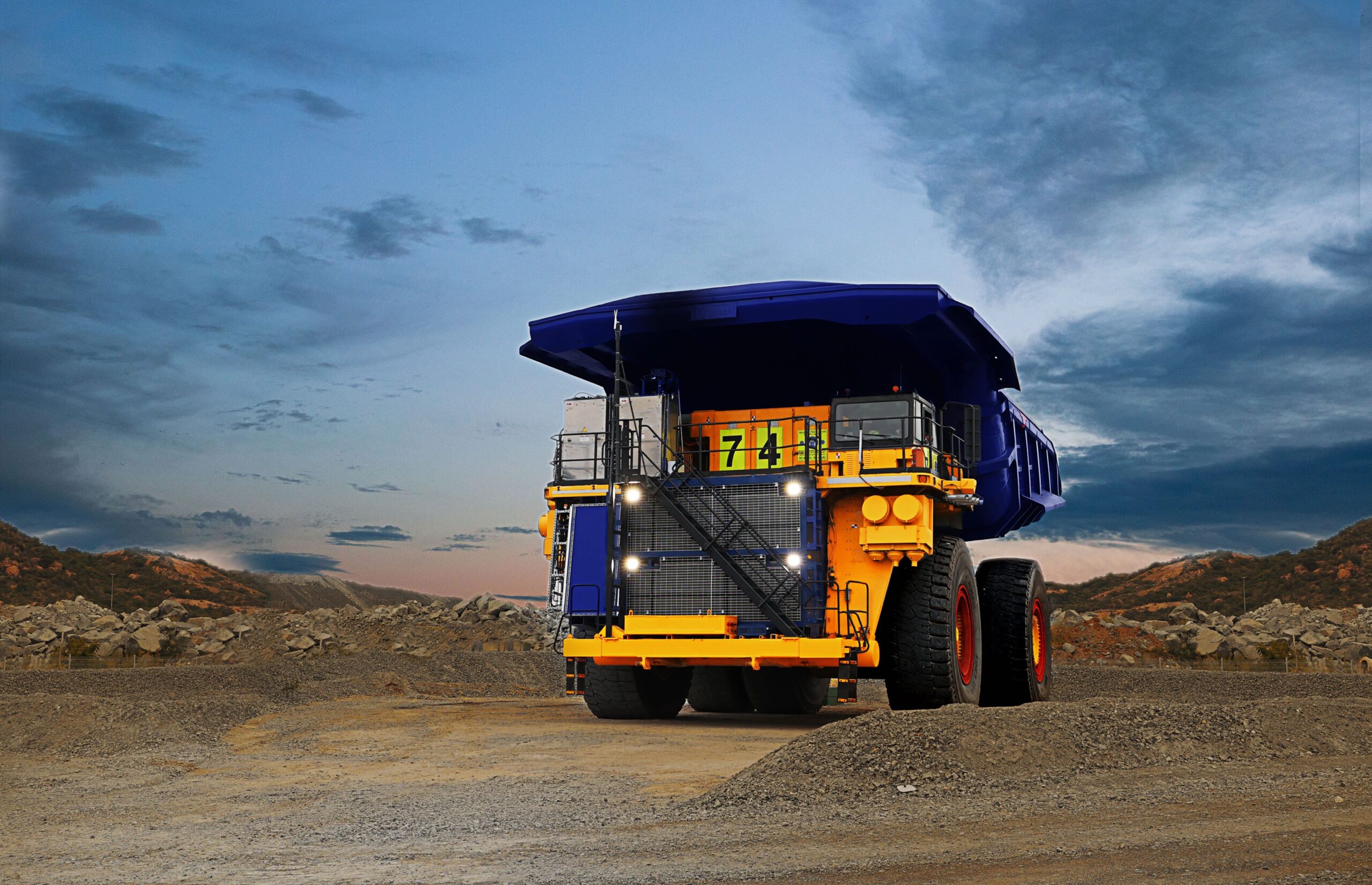 World's Biggest Hydrogen FCEV, Powered by First Mode (Anglo American)